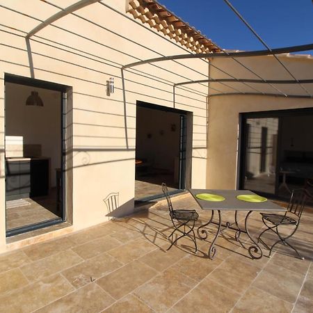 Appartement Calme Et Lumineux Paradou Bagian luar foto